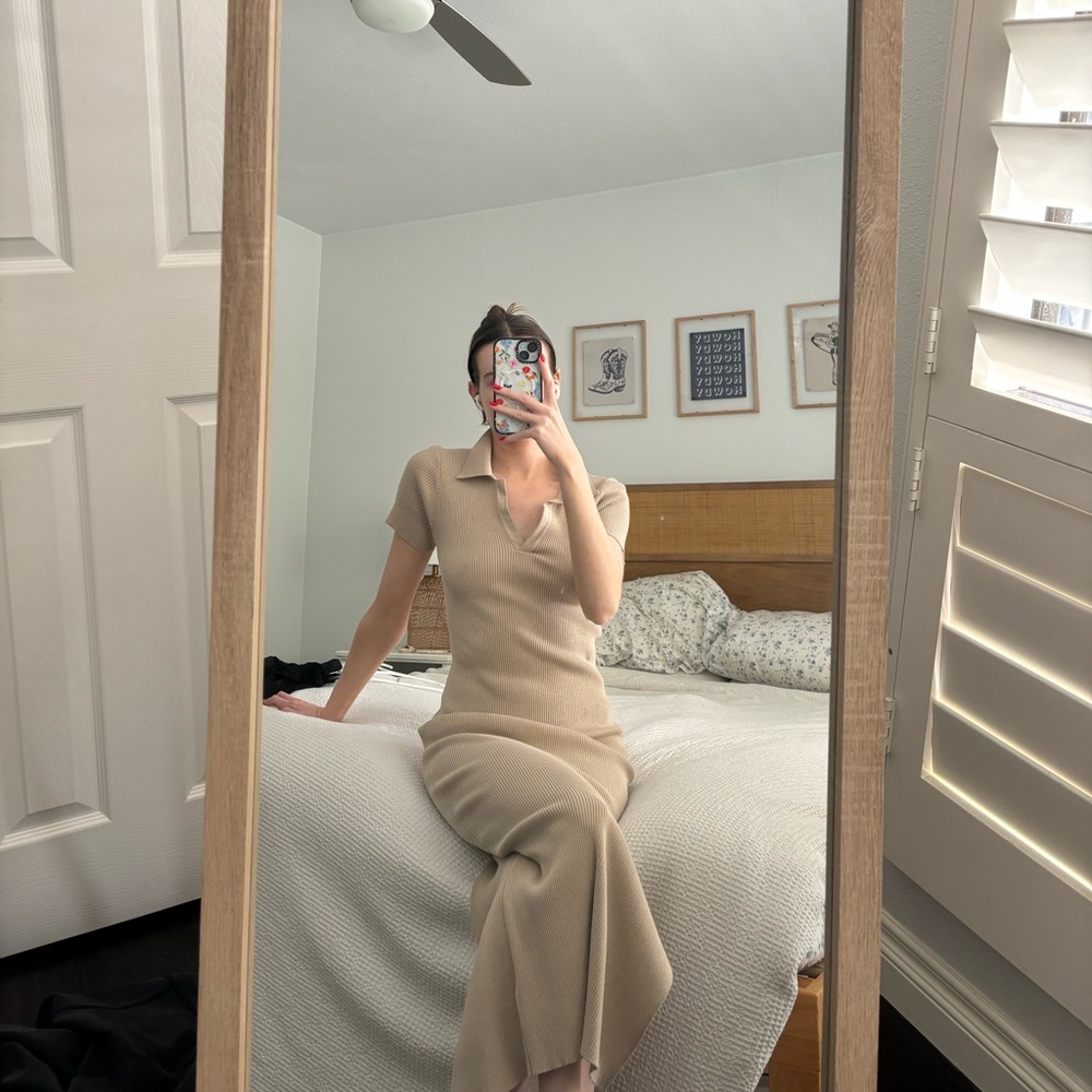 Tan/cream open back midi dress